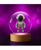 3D Kristallkugel Astronaut Kosmonaut
