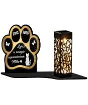 Solar LED Kerze für Hunde, Katzen, Pfoten auf einem Grabstein für Hunde