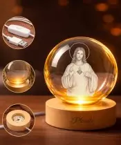 3D-Kristallkugel Muttergottes Maria mit LED-Sockel aus Holz