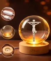 Kryształowa Kulka 3D Jezus Na Krzyżu Podstawa LED