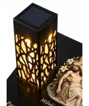 Gięty Pieta — lampion