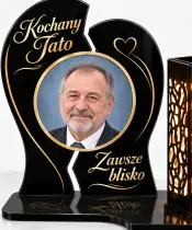 Dwie połówki ze zdjęciem — detal zdjęcia i nadruku