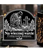 Duży znicz solarny LED XL z grawerem — Żołnierz — Na wiecznej warcie — zbliżenie