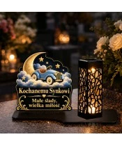 Znicz solarny LED XL dla synka - Autko wśród gwiazd - na grobie w dzień