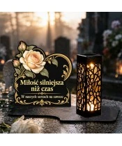 Duży znicz solarny LED XL - Serce i herbaciana róża - na grobie w dzień