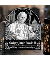 Duży znicz solarny LED XL - Święty Jan Paweł II - grawer - zbliżenie