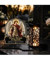 Duży znicz solarny LED XL - Święty Michał Archanioł - na grobie wieczorem