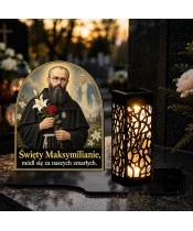 Duży znicz solarny LED XL - Święty Maksymilian Kolbe - na grobie wieczorem