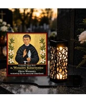 Duży znicz solarny LED XL - Wenanty Katarzyniec - kwadrat - na grobie wieczorem