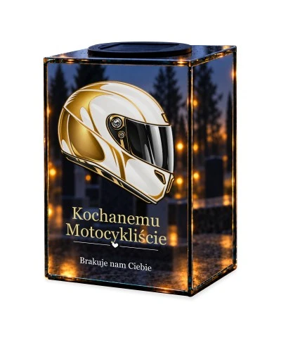 Znicz lustrzany solarny LED – Kask motocyklisty — ostatnia droga — noc, białe tło