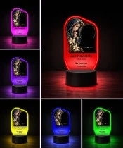 Personalizowana lampka pamięci LED – Światło pamięci – Maryja w sercu z liliami — widok 5