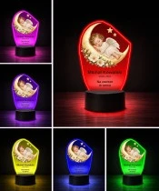Personalizowana lampka pamięci LED – Światło pamięci – Śpiący aniołek na księżycu — widok 5