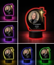 Personalizowana lampka pamięci LED – Światło pamięci – Krzyż w blasku ze zdjęciem — widok 5