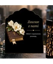 Znicz solarny z tabliczką i lampionem – Magnolie i modlitewnik - widok produktu