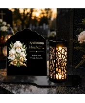 Znicz solarny z tabliczką i lampionem – Irysy cichej pamięci - widok produktu