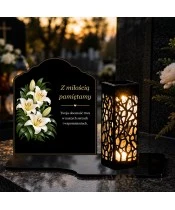 Znicz solarny z tabliczką i lampionem – Białe lilie - widok produktu