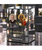 Znicz lustrzany LED – Matka Boża Częstochowska ze zdjęciem - dzień na grobie