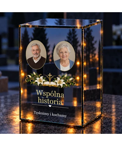 Znicz lustrzany LED – Księga wspólnej historii — dwa zdjęcia - noc na grobie