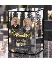 Znicz lustrzany LED – Księga wspólnej historii — dwa zdjęcia - dzień na grobie