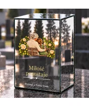 Znicz lustrzany LED – Babcia z wnuczką - dzień na grobie