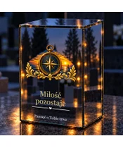 Znicz lustrzany LED – Kompas wspomnień - noc na grobie