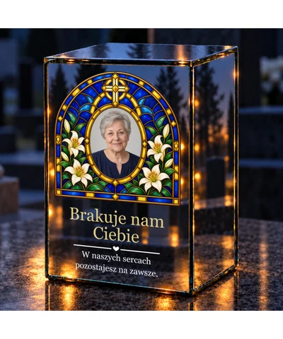 Znicz lustrzany LED ze zdjęciem – Krzyż i białe lilie w witrażu - noc na grobie