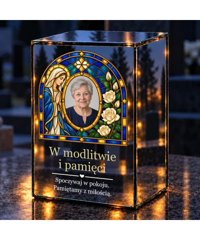 Znicz lustrzany LED ze zdjęciem – Pod opieką Maryi w witrażu - noc na grobie